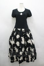 画像1: PINK HOUSE / うさぎさん総柄カットワンピース  黒Ｘ白 I-26-04-26-081-LO-OP-SA-ZI (1)