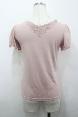 画像2: axes femme / モチーフレース使い半袖インナー  ピンク I-26-04-26-011-AX-TO-SA-ZI (2)