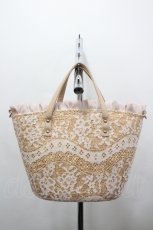 画像2: axes femme / リボンチャーム付きかごバッグ   I-26-04-26-109-AX-BG-SA-ZI (2)