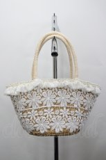 画像1: axes femme / フラワーレースストローバッグ  アイボリーＸ白 I-26-04-26-110-AX-BG-SA-ZI (1)