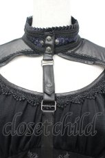 画像3: Ozz oneste / 薔薇刺繍シアートップス  ブラック×ブルー I-26-04-27-037-OO-TO-SA-ZI (3)