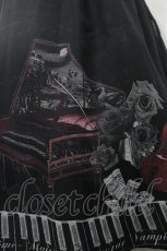 画像5: Moi-meme-Moitie / チェンバロ三重奏プリントシフォン半袖ロングOP  黒Ｘ赤 I-26-04-27-052-MO-OP-SA-ZI (5)