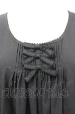 画像4: WONDERFUL WORLD / ピコフリルピンタック半袖ワンピース  黒 I-26-04-27-066-LO-SK-SA-ZI (4)