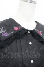 画像3: axes femme POETIQUE / ラ　レコルト刺繍襟ブラウス  黒 I-26-04-27-001-AX-BL-SA-ZI (3)