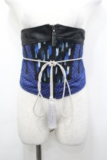 画像1: Qutie Frash / 矢絣コルセット  青Ｘ黒 I-26-04-27-080-QU-TO-SA-ZI (1)