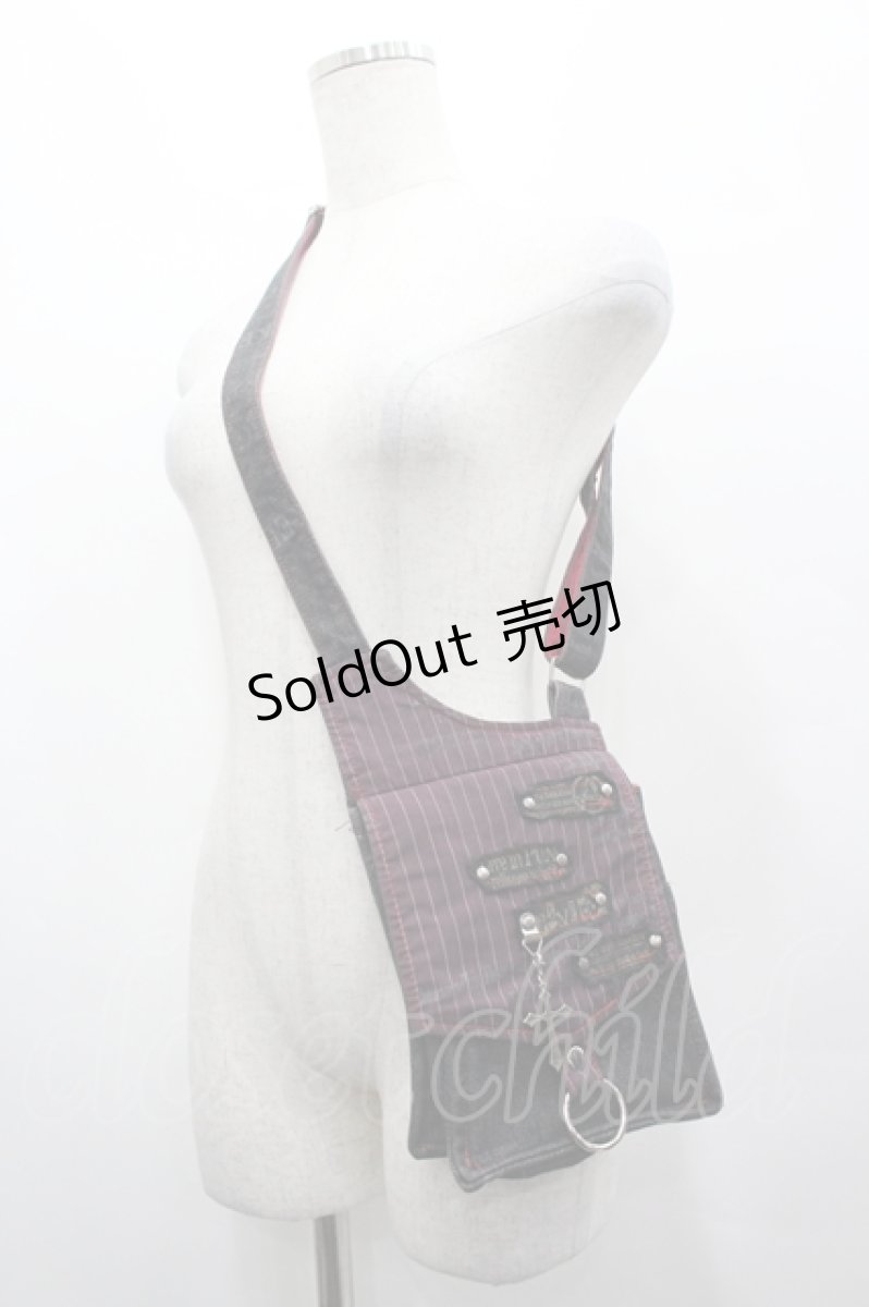 画像1: HN+nois / クロスチャームデニムショルダーバッグ  黒×赤 I-26-04-27-084-HN-BG-TE-ZI (1)