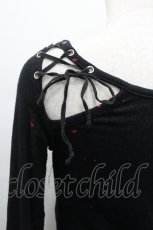 画像5: h.ANARCHY / 切りっぱなしワッペンデザインカットソー  黒ＸシルバーＸ赤 I-26-04-27-023-HN-TO-SA-ZI (5)