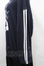 画像4: Candy Stripper / ナビカナイプリントカットワンピース  紺Ｘ黒Ｘ白 I-26-04-29-034-PU-OP-SA-ZI (4)