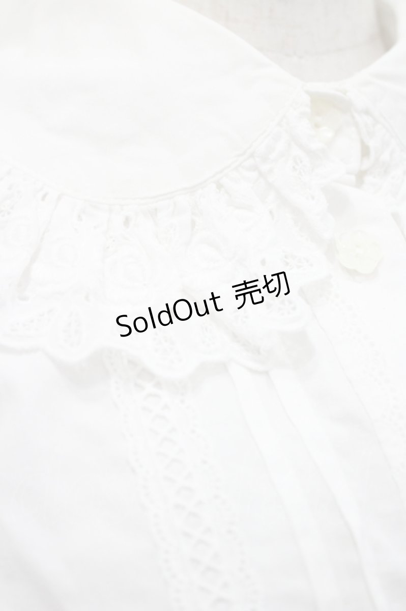 画像3: BABY,THE STARS SHINE BRIGHT / ローズレースピンタックブラウス  白 I-26-04-29-038-BA-BL-SA-ZI (3)