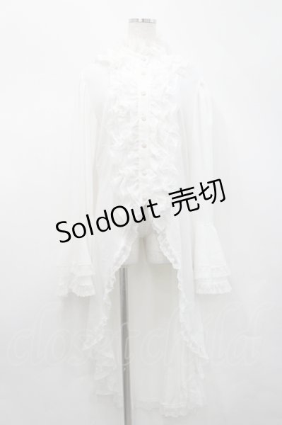 Triple fortune / フロントフリルハイネックロングシャツ 白 I-26-04