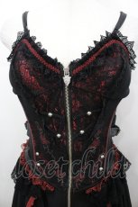 画像2: Ozz oneste / 薔薇刺繍コルセット風キャミワンピース  黒Ｘ赤 I-26-04-29-082-OO-OP-SA-ZI (2)
