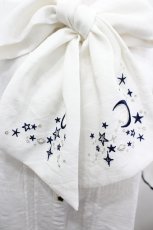 画像3: axes femme / 夏の星空刺繍ボウタイブラウス  白Ｘネイビー I-26-05-02-021-AX-BL-SA-ZI (3)