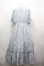 画像2: m petit by misako / NINA'S 花柄スクエアネックワンピース 3L サックス I-26-05-06-099-LO-OP-SA-ZI (2)