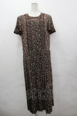 画像1: INGEBORG / ミニフラワー総柄半袖ワンピース  ブラウン I-26-05-08-054-LO-OP-SA-ZI (1)