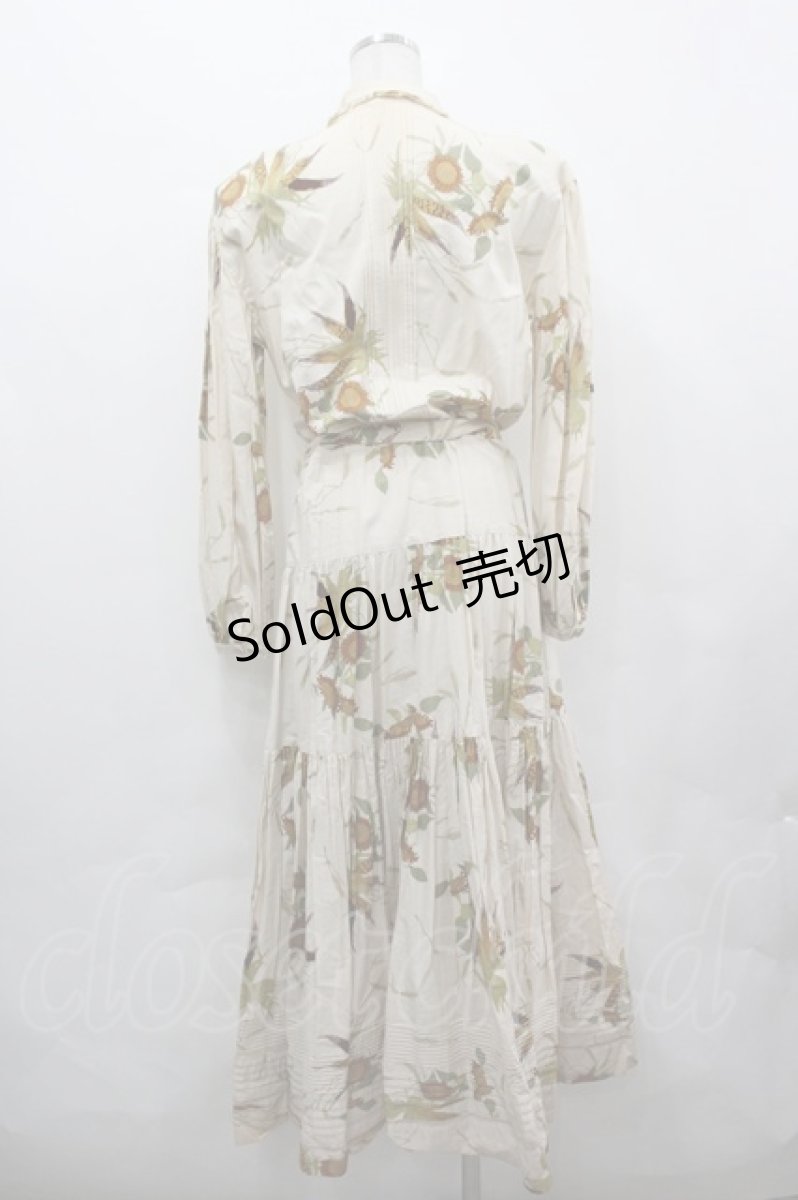 画像5: INGEBORG / ひまわり&とうもろこしプリントワンピース  アイボリーＸブラウンＸグリーン I-26-05-08-058-LO-OP-SA-ZI (5)