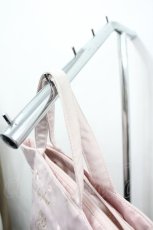 画像4: Maison de FLEUR / さくらサイドポケットSトートバッグ  ピンク I-26-05-08-092-LO-BG-SA-ZI (4)