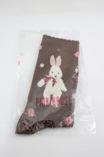 画像1: PINK HOUSE / バラ園うさぎソックス  ブラウン I-26-05-08-144-LO-ZA-SA-ZI (1)