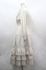 画像2: axes femme / 20th/クラシカルワンピース  ベージュ I-26-05-10-104-AX-BL-SA-ZI (2)