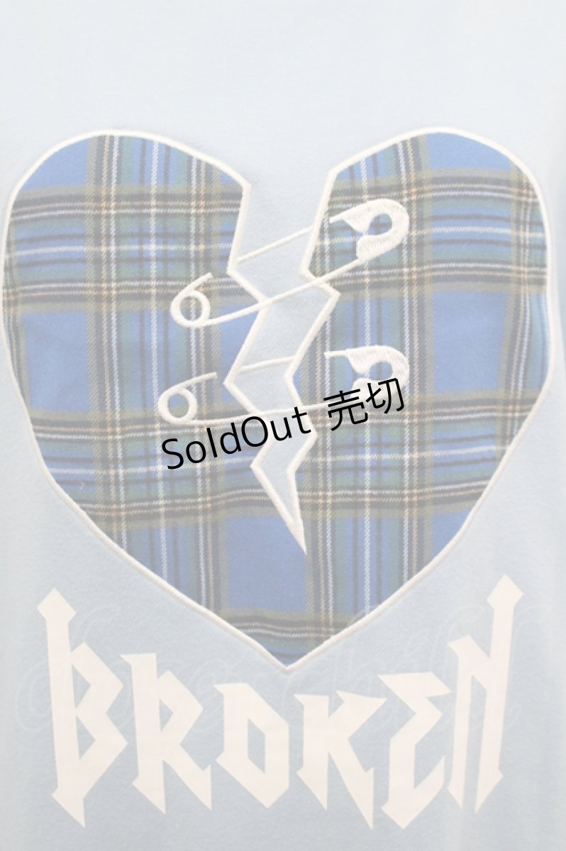 画像4: LISTEN FLAVOR / ハート安ピン刺繍スウェットワンピース  サックスＸ白 I-26-05-10-105-PU-OP-SA-ZI (4)