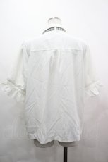 画像2: axes femme / リボン付ローズ刺繍ブラウス L 白 I-26-05-10-013-AX-TO-SA-ZI (2)