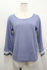 画像1: axes femme / カラー刺繍チュールレースプルオーバー F ブルー I-26-05-12-001-AX-TO-TE-ZI (1)