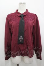 画像1: axes femme / 刺繍ネクタイセットブラウス F ワイン I-26-05-12-002-AX-BL-TE-ZI (1)