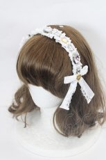 画像1: Angelic Pretty / Princess Jewelカチューシャ  白 I-26-05-14-136-AP-AC-SA-ZI (1)