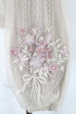 画像3: axes femme / ブーケ刺繍×チュール袖カーディガン M ベージュ I-26-05-14-020-AX-TO-TE-ZI (3)