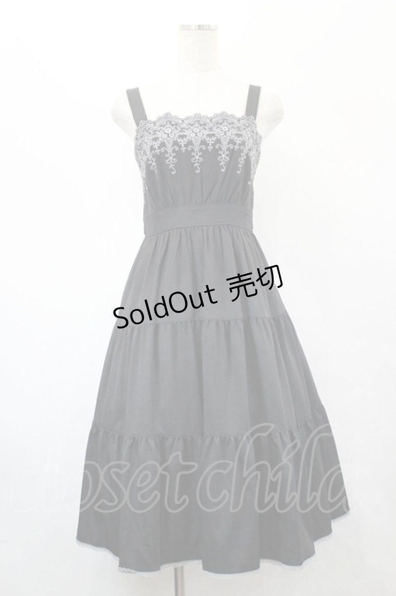 画像1: axes femme POETIQUE / スカラップ刺繍キャミワンピース M 黒 I-26-05-16-099-AX-OP-SA-ZI (1)