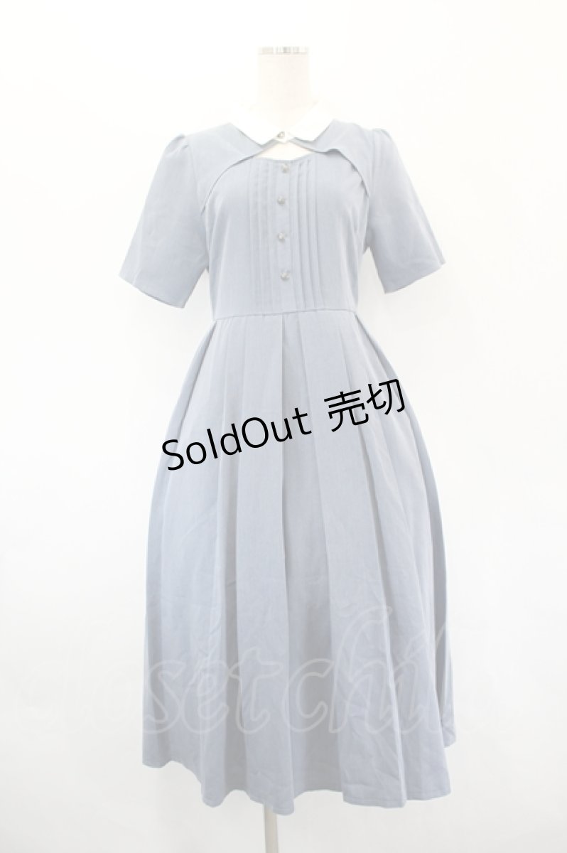 画像1: axes femme / 襟付カットワークプリーツワンピース F ブルー I-26-05-18-063-AX-OP-TE-ZI (1)