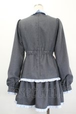 画像2: Honey Cinnamon / 配色ヨークフリルワンピース  グレーＸサックス I-26-05-20-080-LO-OP-SA-ZI (2)
