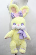画像2: Angelic Pretty / Cuteリリカルバニーぬいぐるみリュック  イエロー I-26-05-20-126-AP-BG-SA-ZI (2)