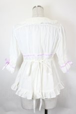 画像2: BABY,THE STARS SHINE BRIGHT / Toy's Fluffy Dreamベビードールブラウス  白Ｘラベンダー I-26-05-22-007-BA-BL-SA-ZI (2)