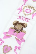 画像3: BABY,THE STARS SHINE BRIGHT / くみゃちゃんの Ribbon Ribbon C’est Bon Belle Journee柄オーバーニーソックス  白 I-26-05-22-128-BA-ZA-SA-ZI (3)