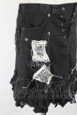 画像3: h.ANARCHY / ZIP切替英字プリントスカート  黒ＸグレーＸシルバー I-26-05-24-135-HN-SK-SA-ZI (3)