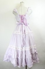 画像2: Angelic Pretty / クレッシェンドティアードジャンパースカート  ラベンダーＸ白 I-26-05-27-035-AP-OP-SA-ZI (2)