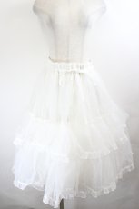 画像1: metamorphose / 【プラスサイズ】オーガンジーミディアムフリルパニエ  白 I-26-05-27-099-ME-SK-SA-ZI (1)