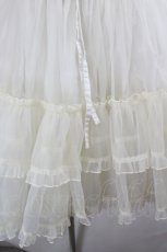 画像2: metamorphose / オーガンジーフリルパニエ  生成り I-26-05-27-101-ME-SK-SA-ZI (2)