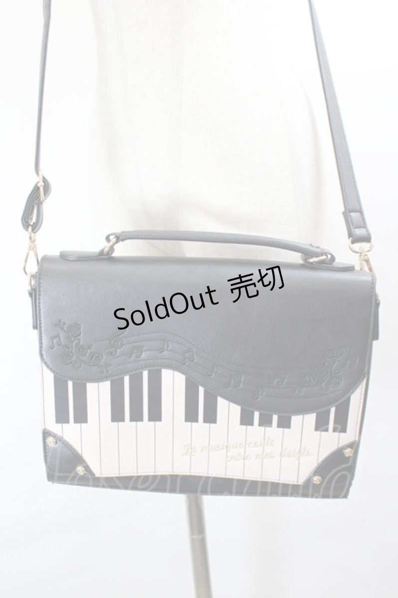 画像1: axes femme / kidsピアノモチーフBAG  黒Ｘアイボリー I-26-05-27-130-AX-BG-SA-ZI (1)