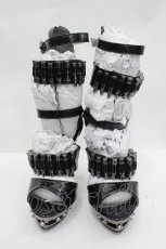 画像1: hades / 弾丸ストラップシューズ  黒ｘシルバー I-26-05-29-099-PU-SH-SA-ZI (1)