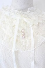 画像4: axes femme / ローズレースフリルトップス F 生成り I-26-05-31-041-AX-TO-SA-ZI (4)