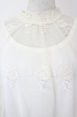 画像4: axes femme POETIQUE / 総レーススタンド襟ブラウス M 生成り I-26-05-31-011-AX-BL-SA-ZI (4)