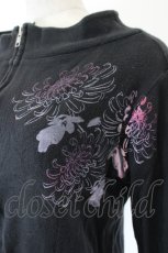 画像4: gouk / 彼岸花プリントハイネックZIPトップス  黒Ｘ紫 I-26-06-02-030-GO-TO-SA-ZI (4)