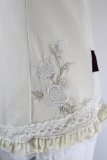 画像5: Ozz oneste / 裾薔薇刺繍半袖カットソー  アイボリー I-26-06-02-044-OO-TO-SA-ZI (5)