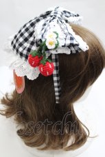 画像3: BABY,THE STARS SHINE BRIGHT / ゆらゆらいちごのStrawberry Gardenカチューシャ  黒 I-26-06-05-108-BA-AC-TE-ZI (3)