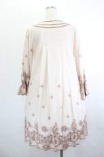 画像3: INGEBORG / 刺繍入りワンピース  ピンク I-26-06-06-063-LO-OP-TE-ZI (3)