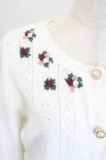 画像4: axes femme POETIQUE / ミニブーケ刺繍ニットカーデ M 生成り I-26-06-08-033-AX-TO-SA-ZI (4)