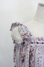 画像4: axes femme POETIQUE / 肩リボンオフショルブラウス  ラベンダー I-26-06-08-008-AX-BL-SA-ZI (4)