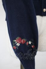 画像4: axes femme / 苺刺繍ニットカーディガン  ネイビー I-26-06-11-046-AX-TO-SA-ZI (4)
