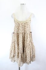 画像1: axes femme / ミニ薔薇総柄シフォンキャミワンピース  ベージュ I-26-06-11-086-AX-OP-SA-ZI (1)